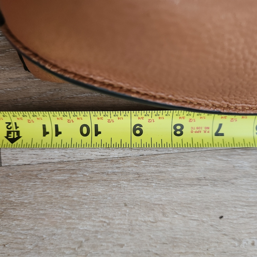 Rebecca Minkoff Tan Leather Tote with Gold Accent - Picture 7 of 16